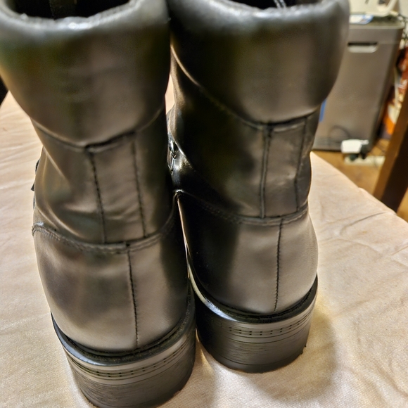 Bleecker & Bond combat boots, women's size 10 - Picture 7 of 10